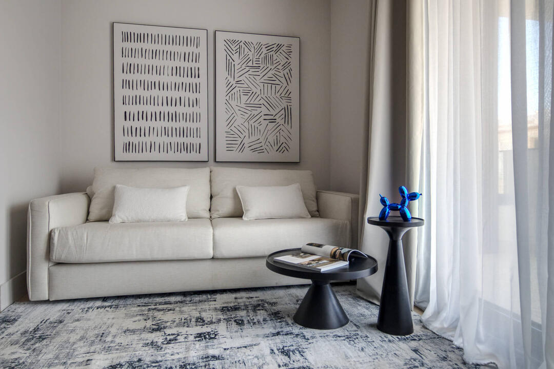Only designer furniture and decorative details in AZULIS Apartments. Only designer furniture and decorative details in AZULIS Apartments.